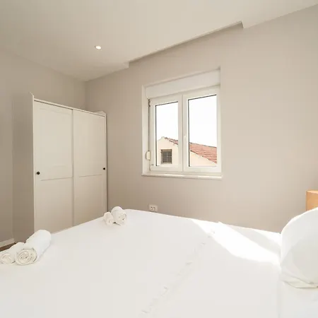 Limoncello شقة زادار